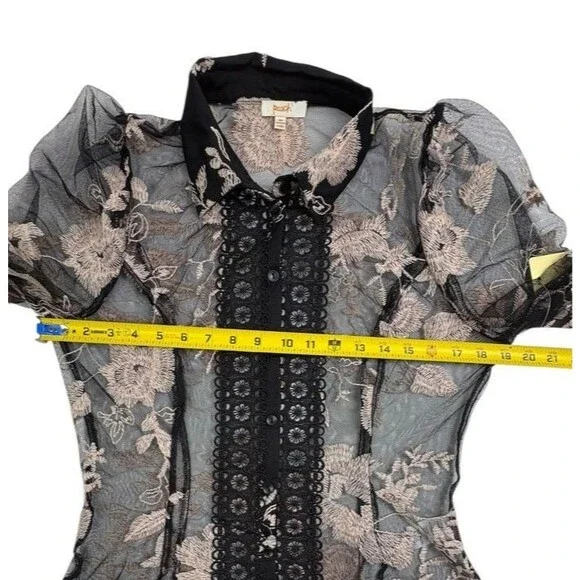 NWT Mesh Floral Dark Fairy Whimsigoth Blouse Top Goth Crochet Sexy Romantic M - Picture 12 of 16